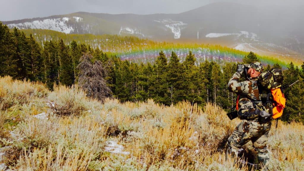 Best Binoculars for Hunting Reviews - Hunting Binoculars - proHuntingHacks