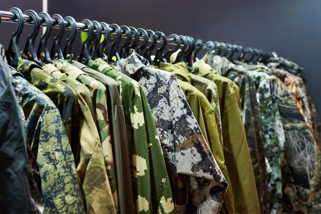 why wear camo when hunting